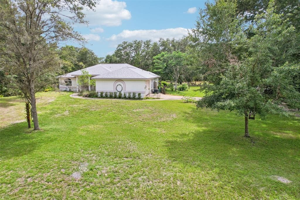 8229 QUAIL HOLLOW BOULEVARD WESLEY CHAPEL, FL 33544
