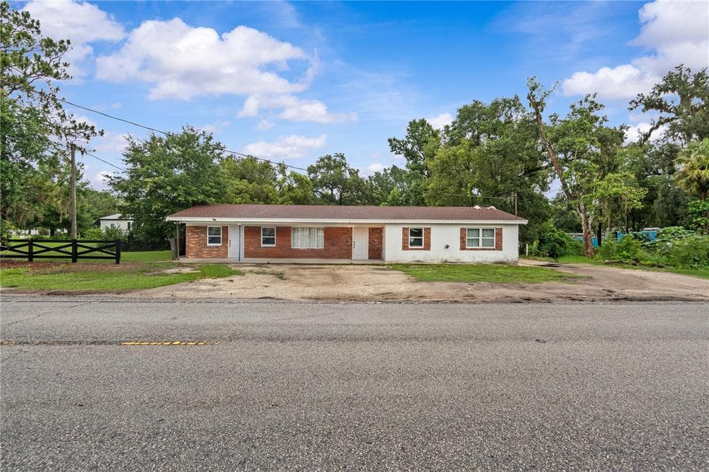 13002 E WHEELER ROAD DOVER, FL 33527
