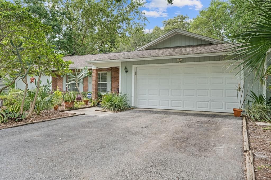 155 WOODCUTTER LANE PALM HARBOR, FL 34683