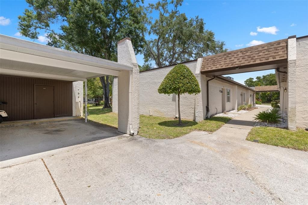 3137 MISSION GROVE DRIVE UNIT 3137 PALM HARBOR, FL 34684
