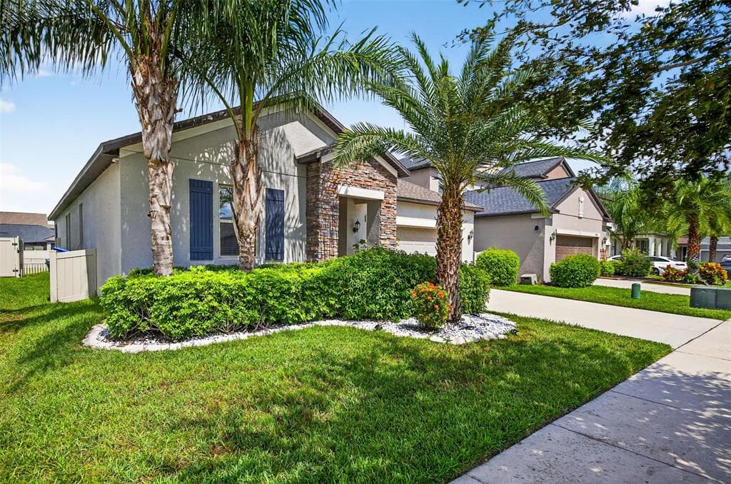 13905 PAINTED BUNTING LANE RIVERVIEW, FL 33579