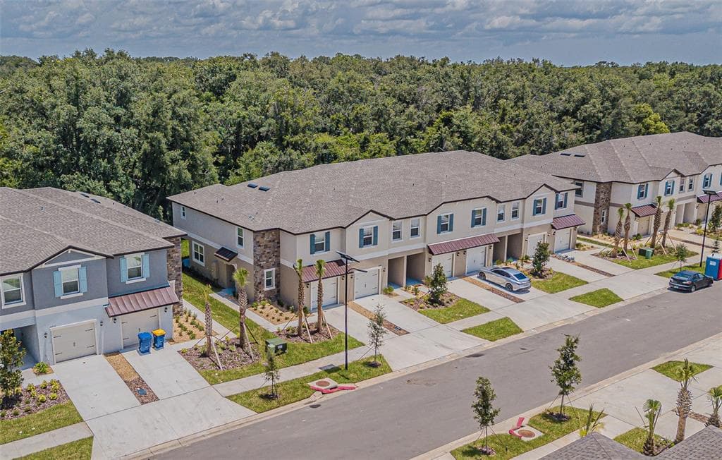 10210 TRUMPET HONEYSUCKLE WAY SAN ANTONIO, FL 33576