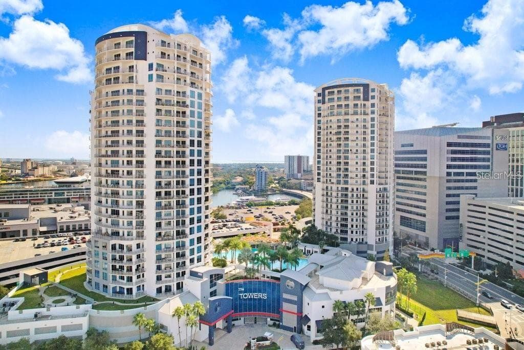 1209 E CUMBERLAND AVENUE UNIT 2305