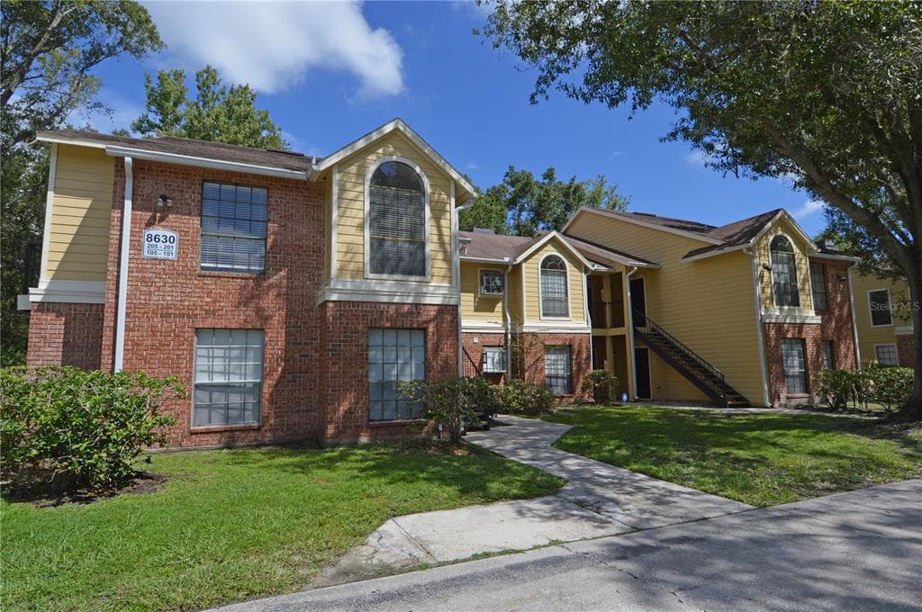 8630 MALLARD RESERVE DRIVE UNIT 201 TAMPA, FL 33614