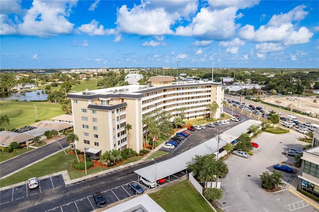 8950 PARK BOULEVARD UNIT 508 SEMINOLE, FL 33777