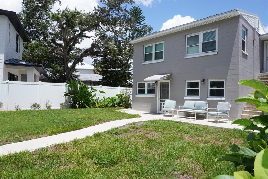 809 W PARK AVENUE UNIT A TAMPA, FL 33602