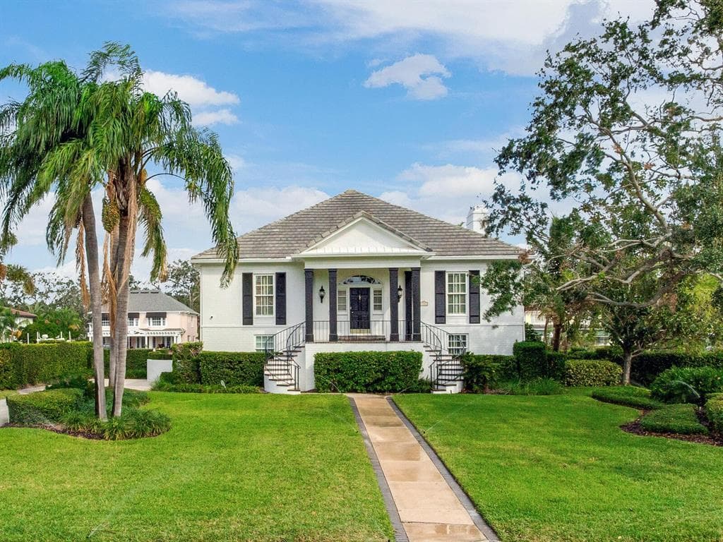 4921 LYFORD CAY ROAD TAMPA, FL 33629