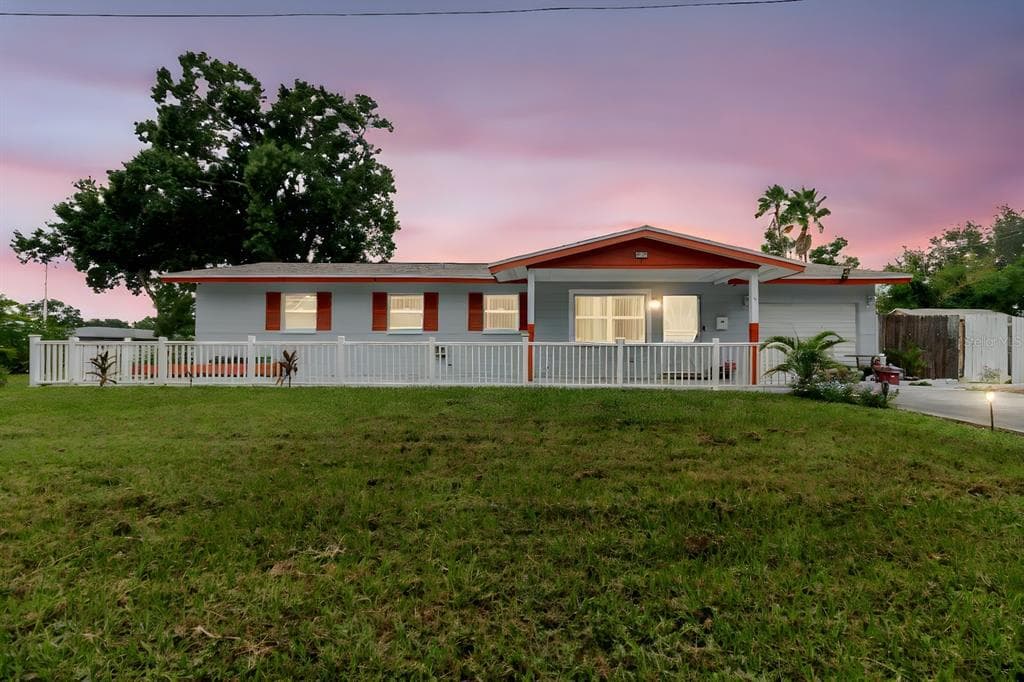 7200 8TH STREET N ST PETERSBURG, FL 33702
