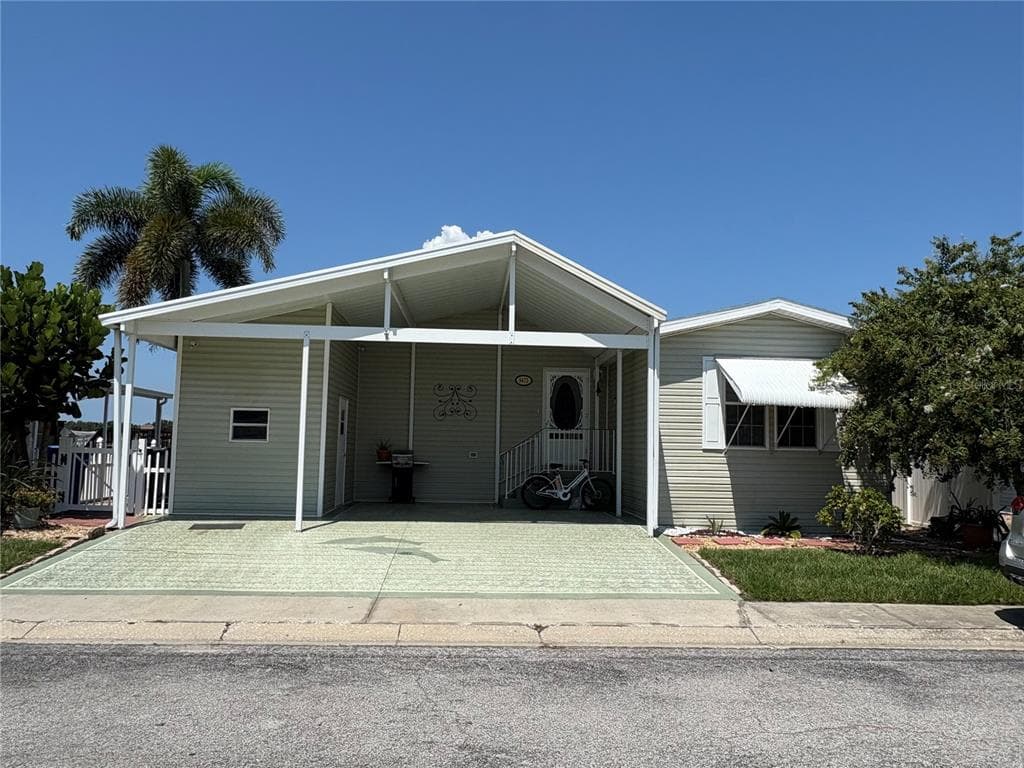 8472 FANTASIA PARK WAY RIVERVIEW, FL 33578