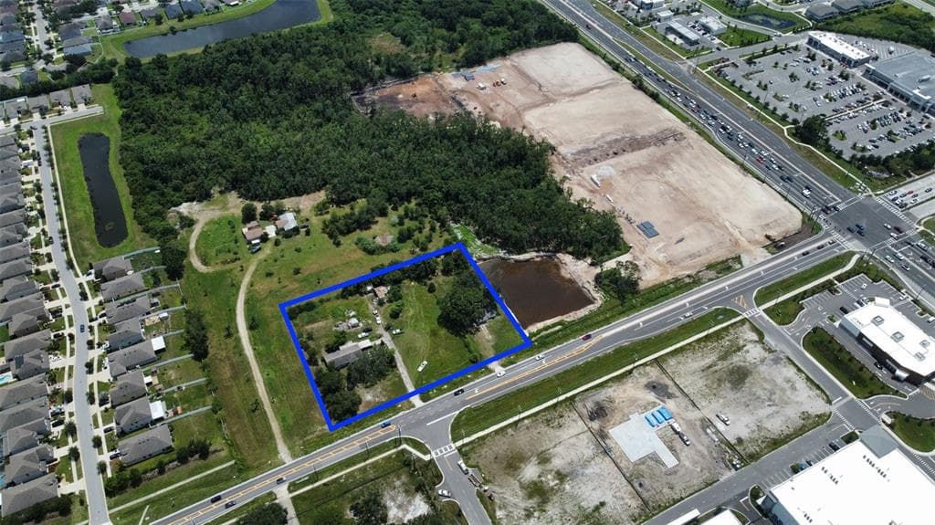 10521 672 HIGHWAY WIMAUMA, FL 33598