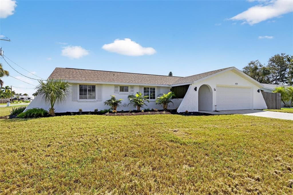 635 JAMAICA CIRCLE E APOLLO BEACH, FL 33572