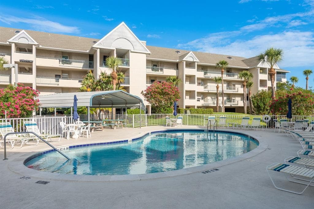 5557 SEA FOREST DRIVE UNIT 118 NEW PORT RICHEY, FL 34652