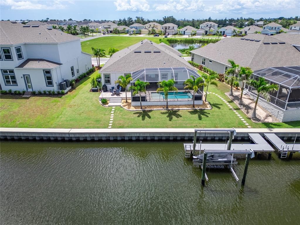 5961 BLAKENEY LOOP APOLLO BEACH, FL 33572