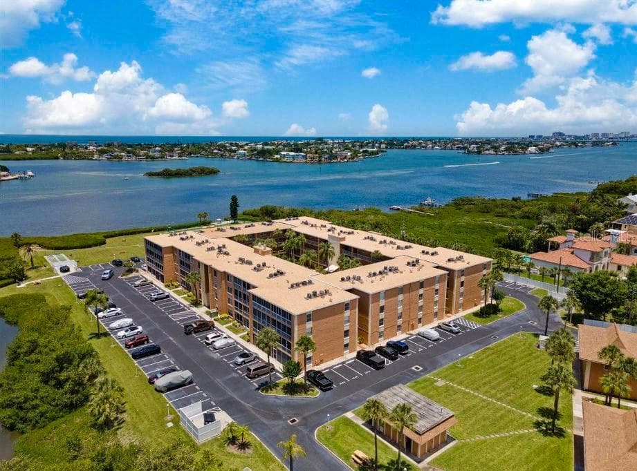 12760 INDIAN ROCKS ROAD UNIT 1034 LARGO, FL 33774