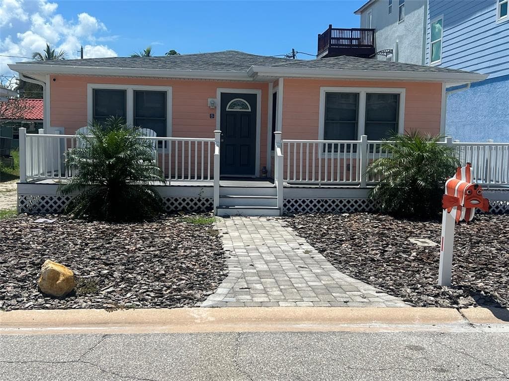 5 82ND AVENUE
