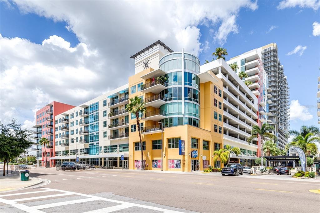 1120 E KENNEDY BOULEVARD UNIT 1527 TAMPA, FL 33602