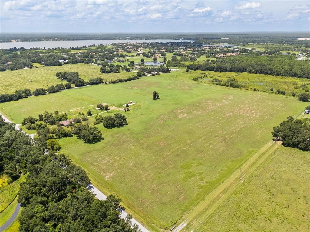 12410 THONOTOSASSA ROAD THONOTOSASSA, FL 33592