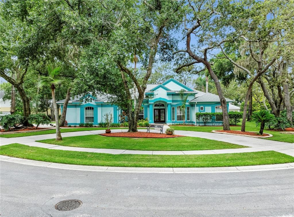 104 CAMELOT RIDGE DRIVE BRANDON, FL 33511