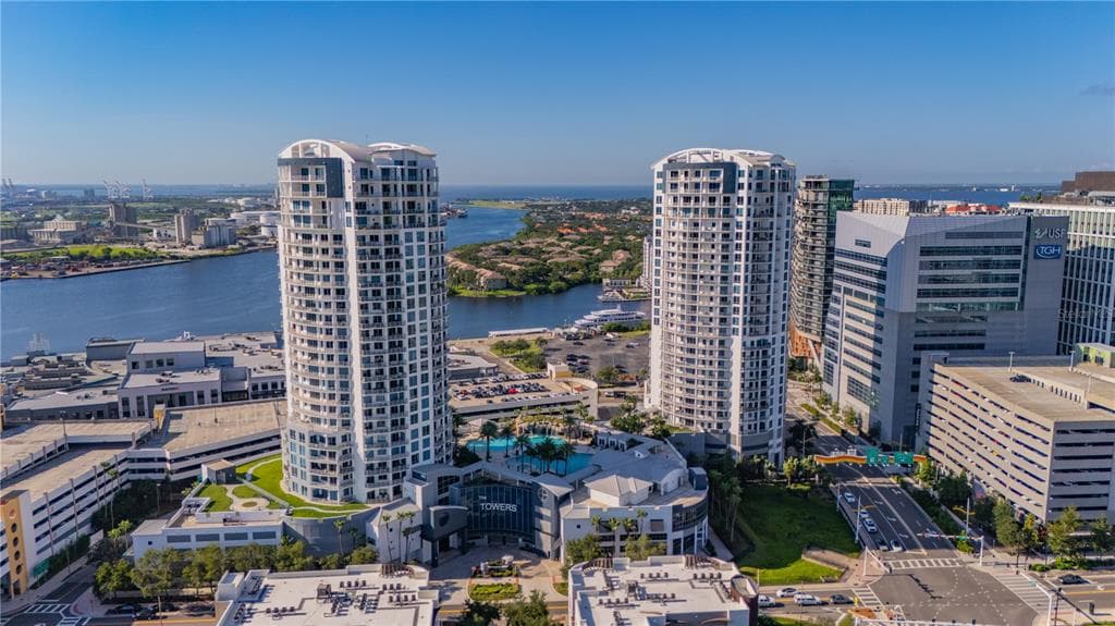 1209 E CUMBERLAND AVENUE UNIT 903 TAMPA, FL 33602