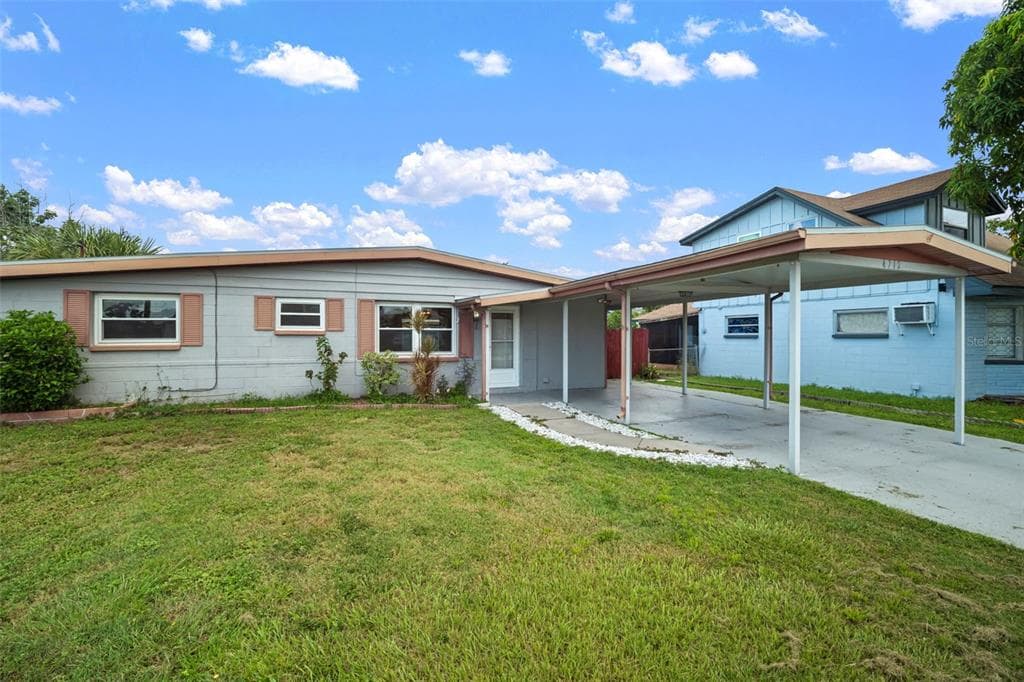4712 BESSIE ROAD TAMPA, FL 33615