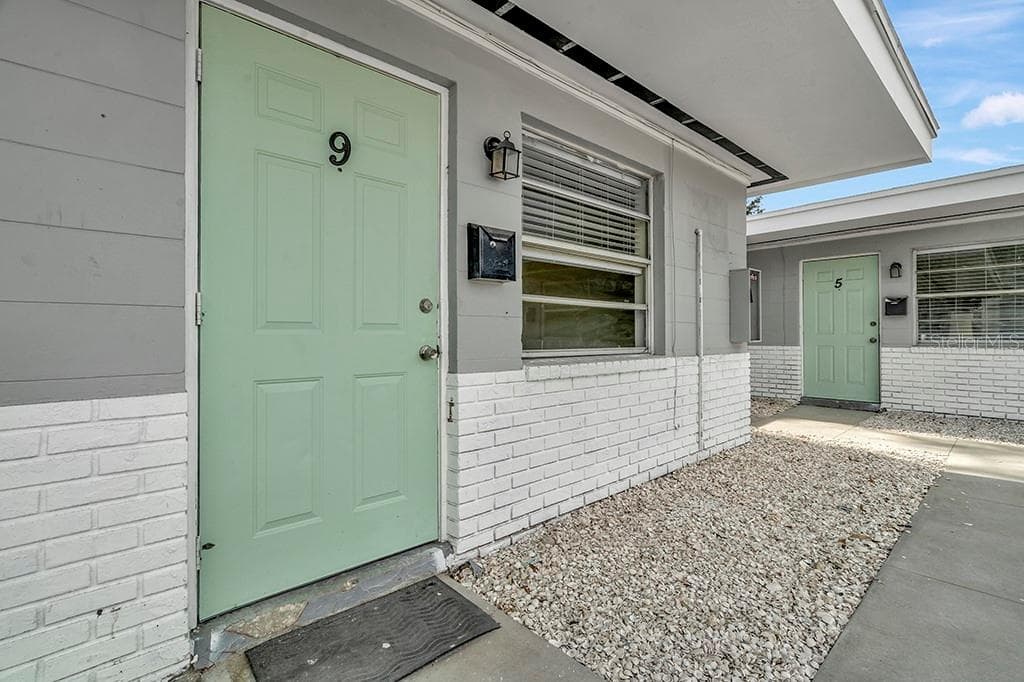 6701 S WEST SHORE BOULEVARD UNIT 9 TAMPA, FL 33616