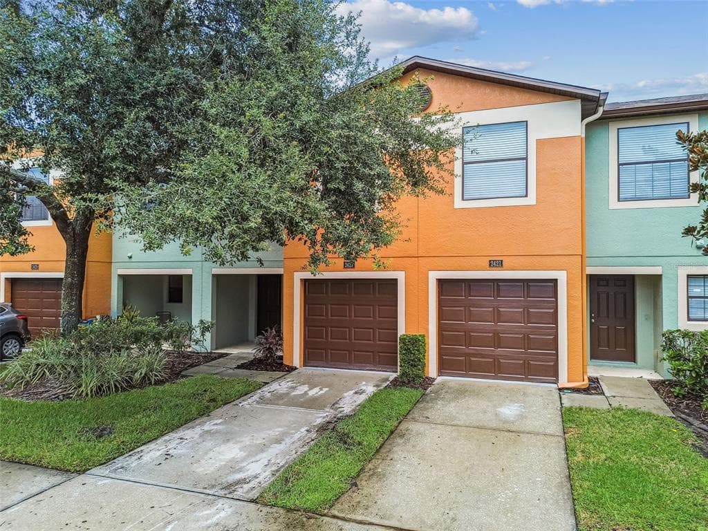 2423 HIBISCUS BAY LANE