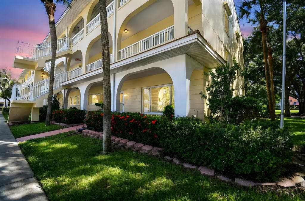2222 NORWEGIAN DRIVE UNIT 18 CLEARWATER, FL 33763