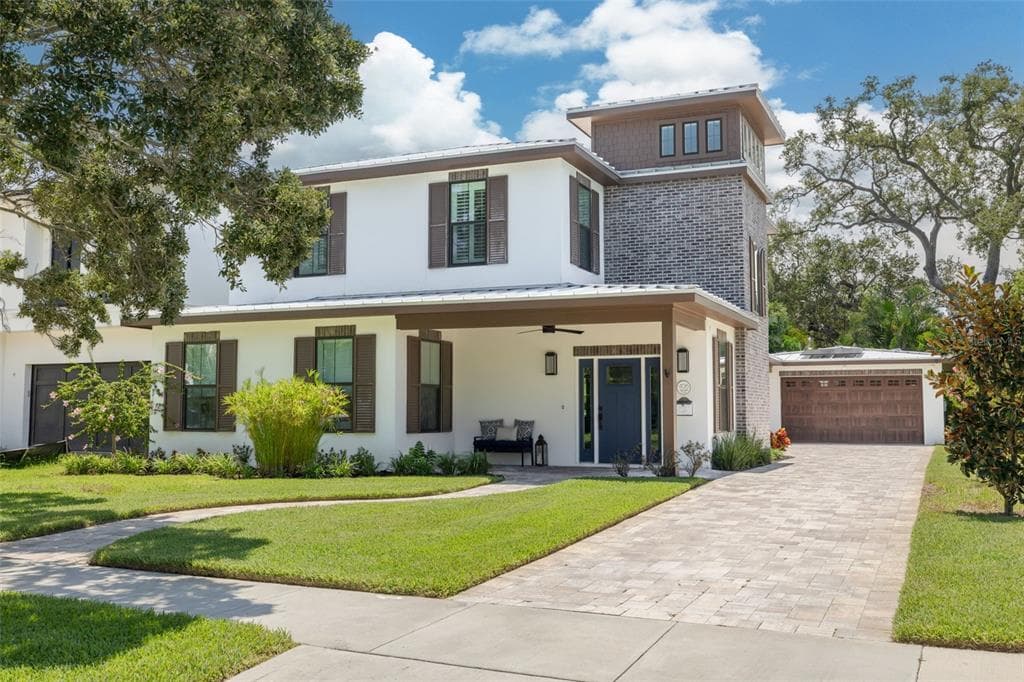 405 JASMINE WAY
