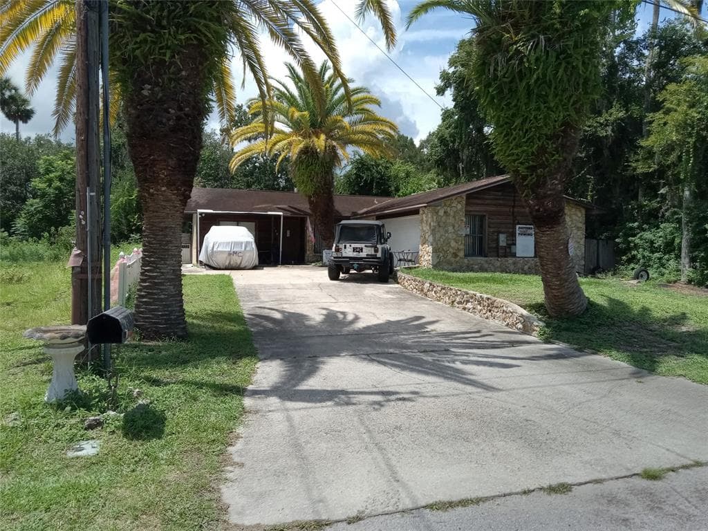 1154 BUENA VISTA DRIVE DAYTONA BEACH, FL 32117