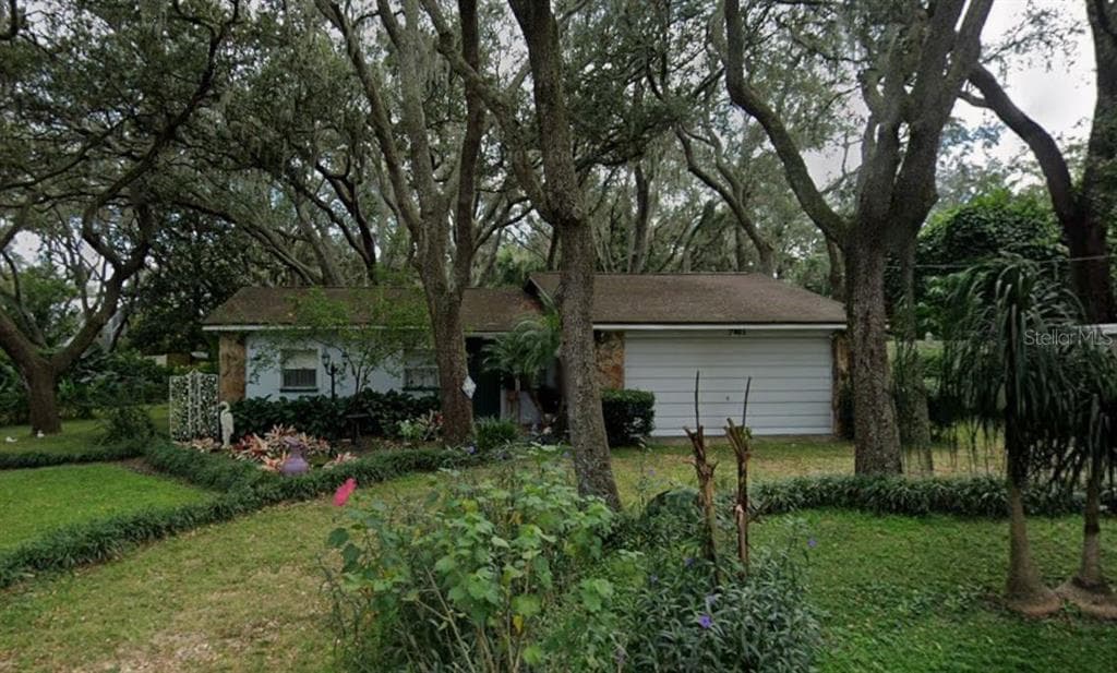 7803 E 114TH AVENUE TAMPA, FL 33617