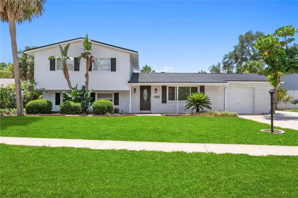8412 FLAGSTONE DRIVE TAMPA, FL 33615