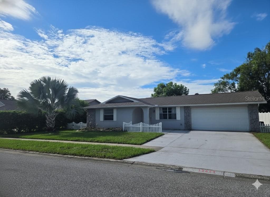 12427 WILLOW TREE AVENUE HUDSON, FL 34669