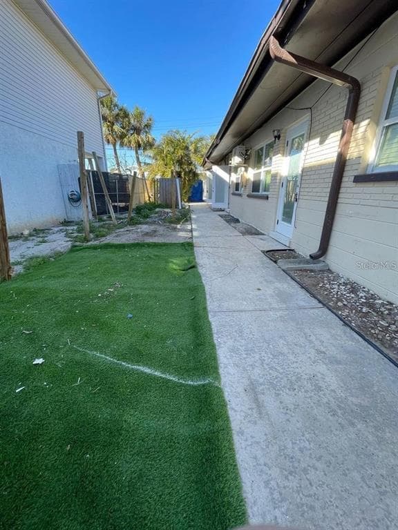 619 73RD AVENUE UNIT 4 ST PETE BEACH, FL 33706