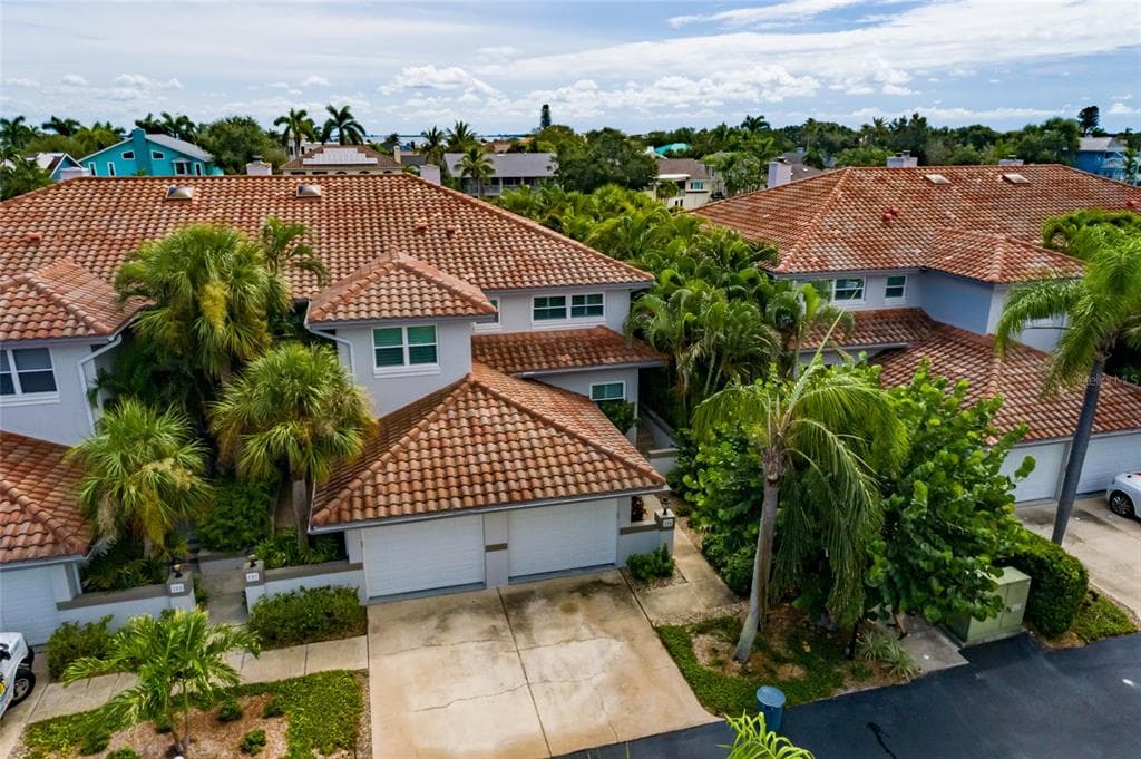 903 PINELLAS BAYWAY S UNIT 104