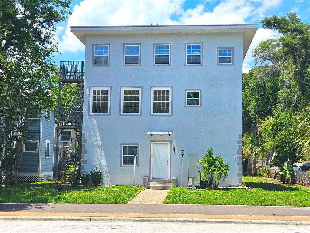 306 TURNER STREET UNIT 4 CLEARWATER, FL 33756