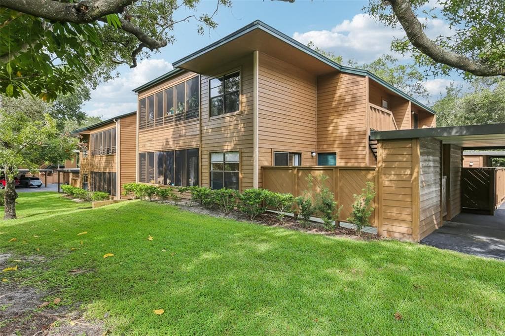 2407 CYPRESS POND ROAD UNIT 2407 PALM HARBOR, FL 34683