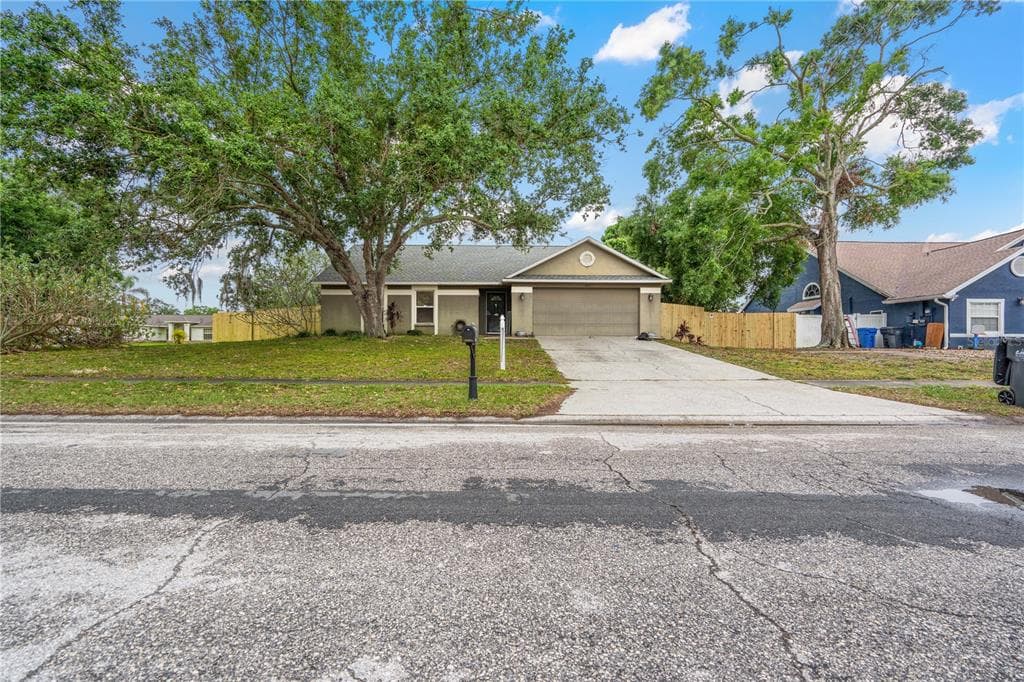 13215 PARKHURST COURT RIVERVIEW, FL 33569