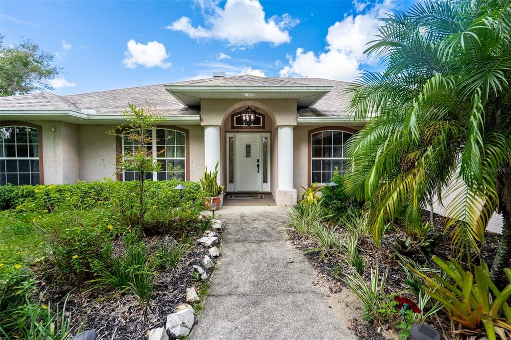 18301 S OBRIEN ROAD GROVELAND, FL 34736