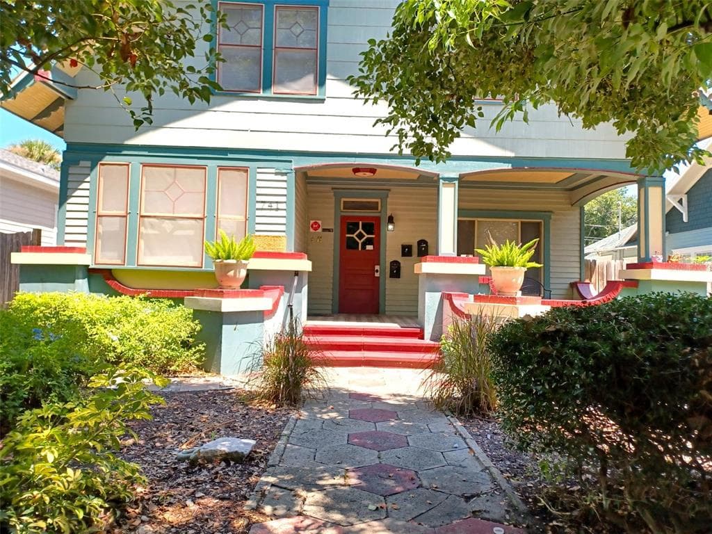 741 8TH STREET N UNIT 1