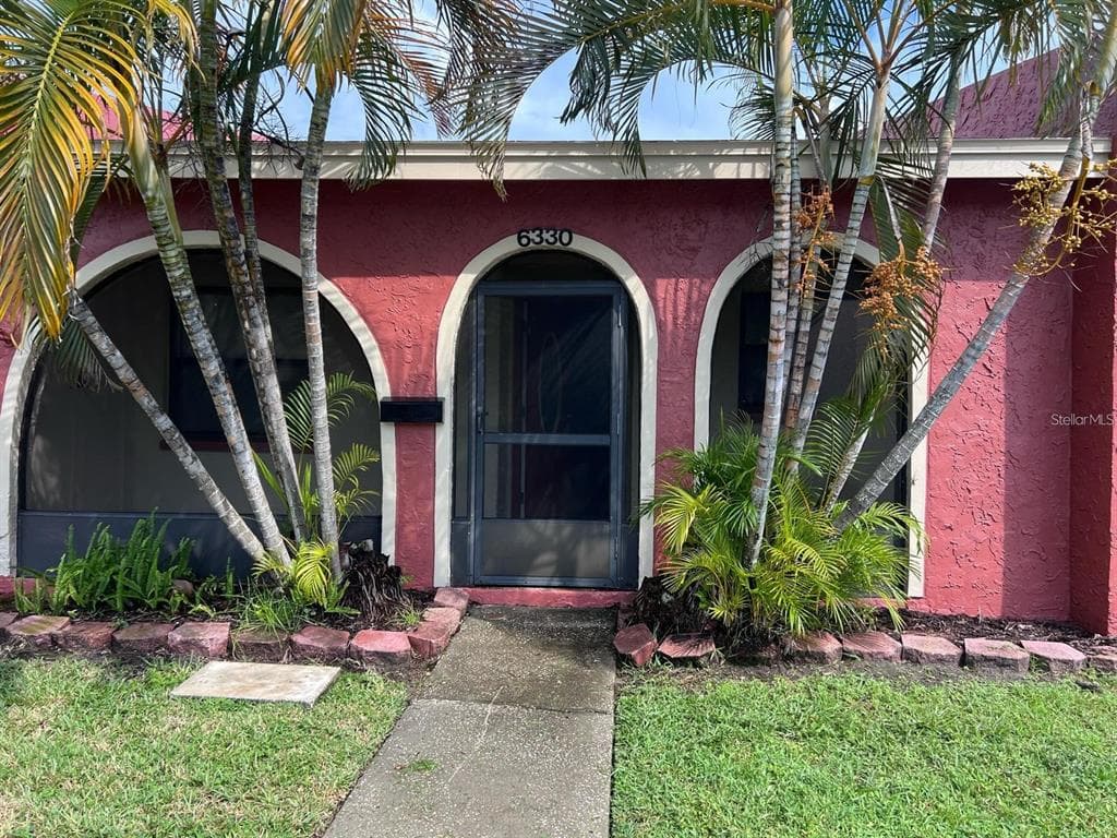 6330 BONNIE BAY CIRCLE N PINELLAS PARK, FL 33781
