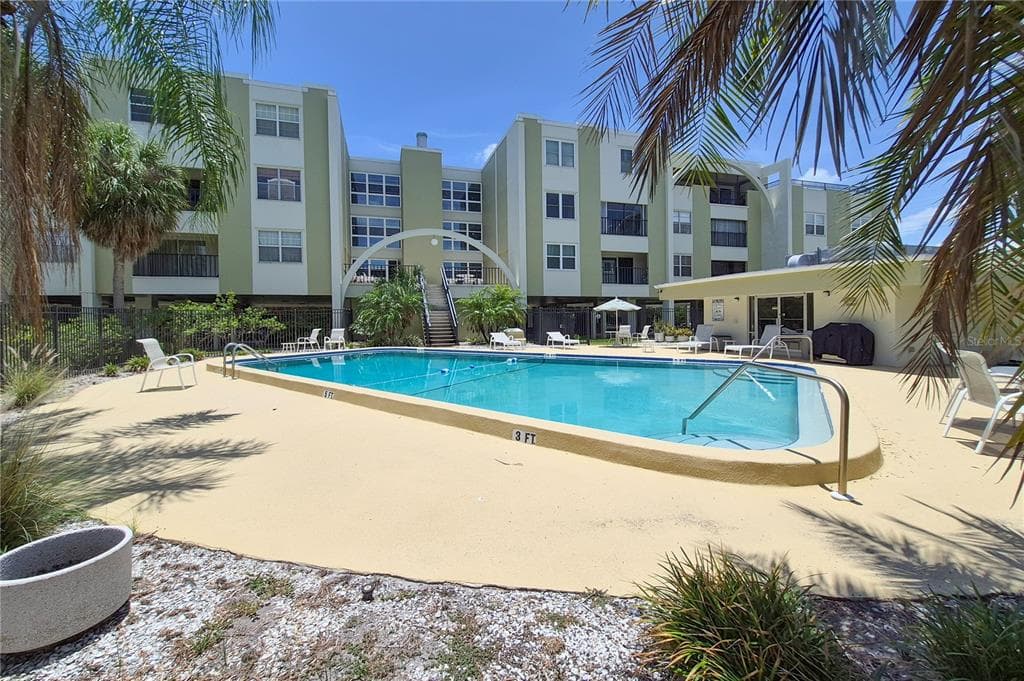 4681 1ST STREET NE UNIT 209 ST PETERSBURG, FL 33703