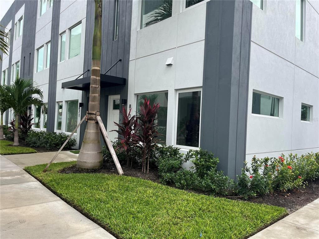 873 6TH AVENUE S ST PETERSBURG, FL 33701