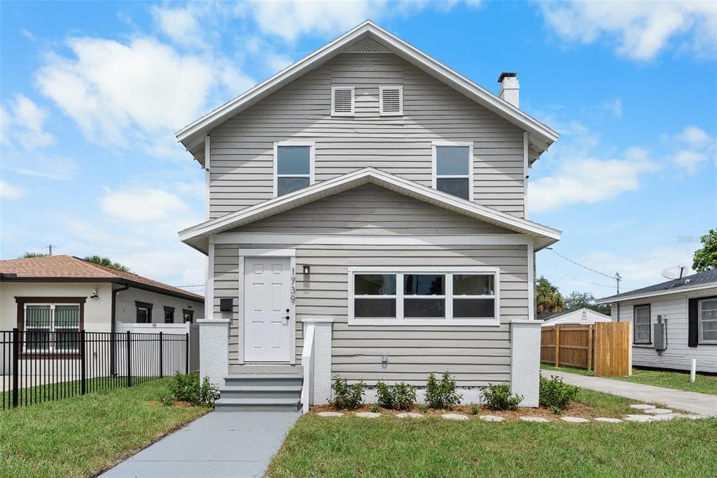 1739 19TH AVENUE S ST PETERSBURG, FL 33712