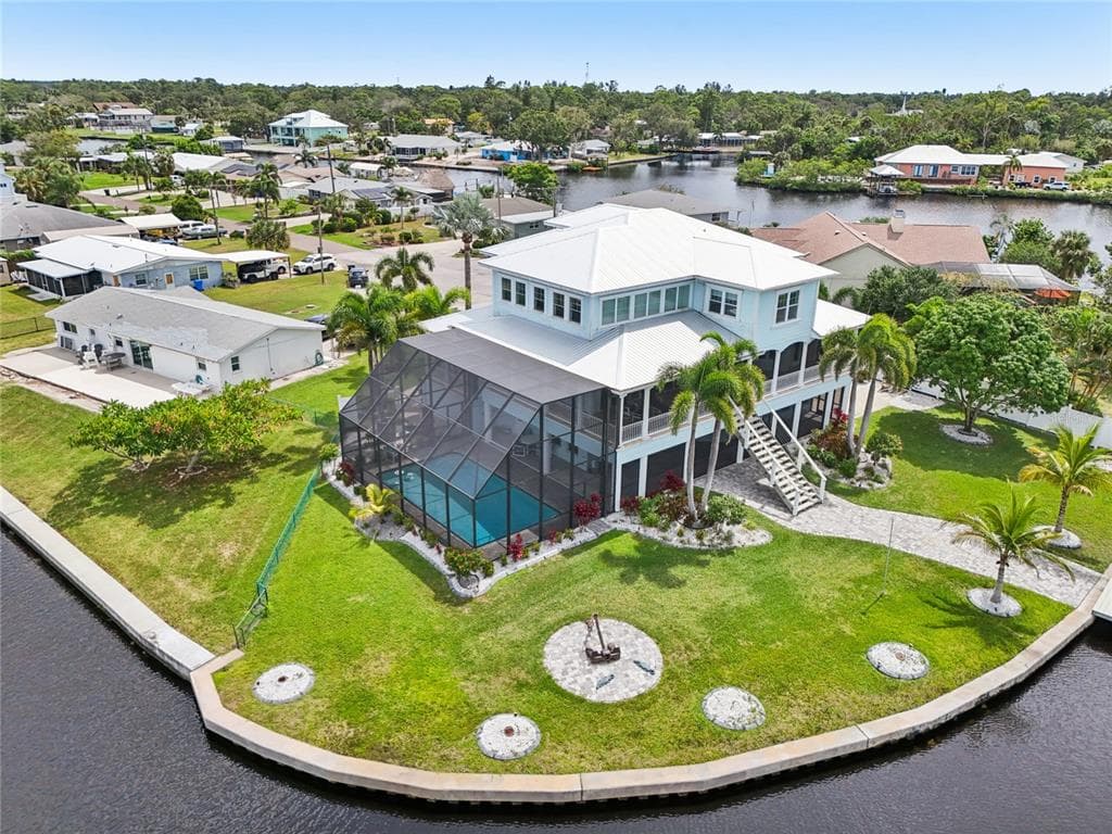 829 BLUE HERON BOULEVARD