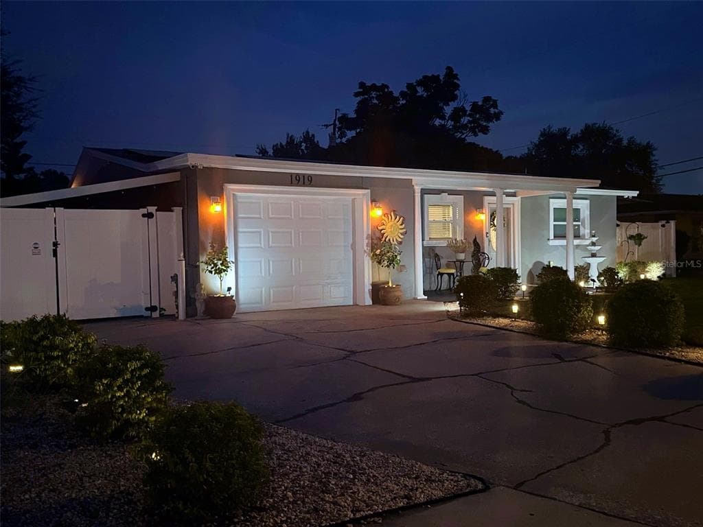 1919 KINGS HIGHWAY CLEARWATER, FL 33755