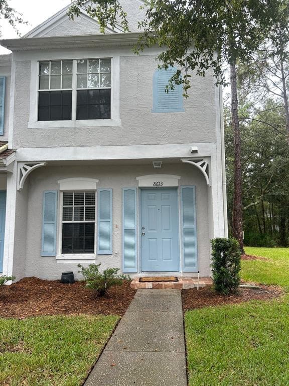 8613 HUNTERS KEY CIRCLE TAMPA, FL 33647