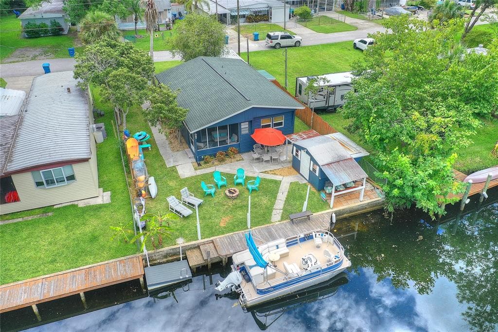 7281 ABERDEEN COURT
