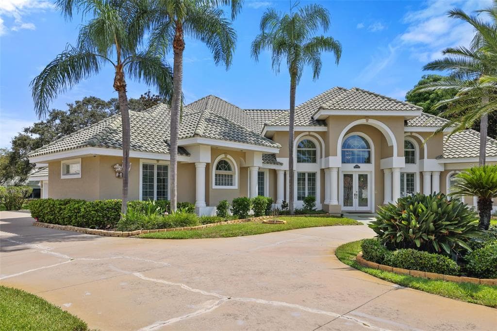 14423 KANDI COURT LARGO, FL 33774