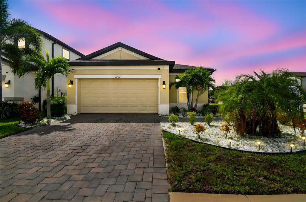 10301 BERRYESSA AVENUE RIVERVIEW, FL 33578