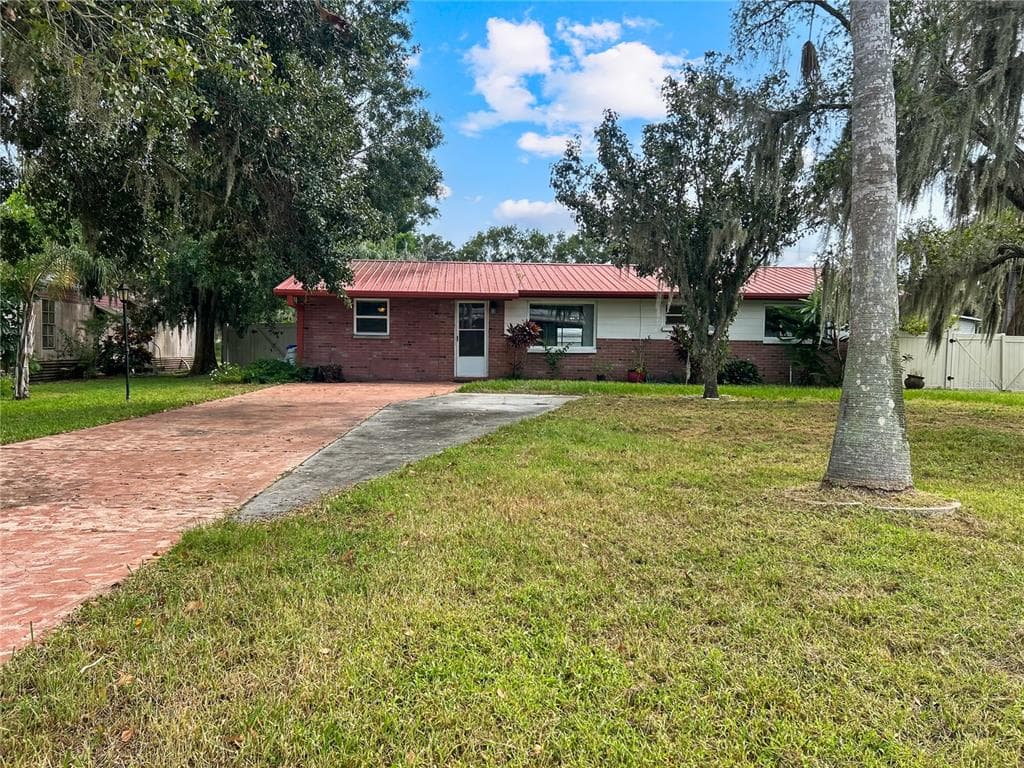 3307 18TH AVENUE SE RUSKIN, FL 33570